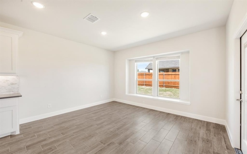 329 Sparkling Springs Drive, Waxahachie, TX 75165, 5 Habitaciones Habitaciones , ,5 BañosBaños,Residential,En Venta,329 Sparkling Springs Drive,20815994