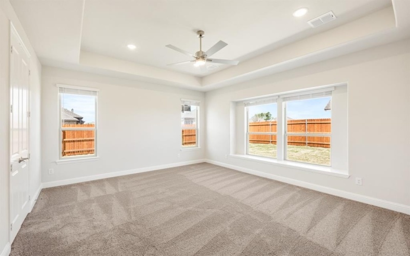 329 Sparkling Springs Drive, Waxahachie, TX 75165, 5 Habitaciones Habitaciones , ,5 BañosBaños,Residential,En Venta,329 Sparkling Springs Drive,20815994