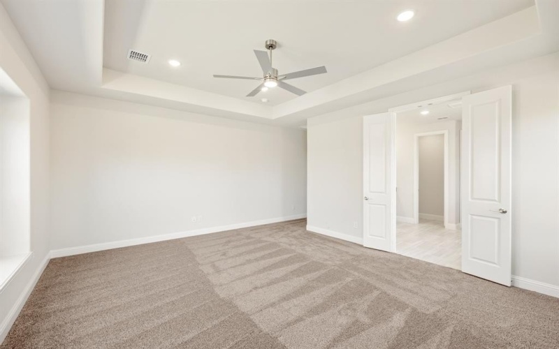 329 Sparkling Springs Drive, Waxahachie, TX 75165, 5 Habitaciones Habitaciones , ,5 BañosBaños,Residential,En Venta,329 Sparkling Springs Drive,20815994