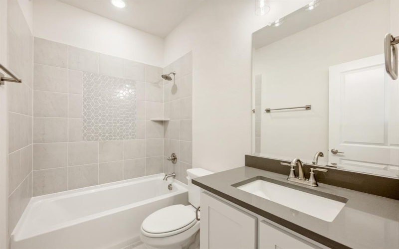 329 Sparkling Springs Drive, Waxahachie, TX 75165, 5 Habitaciones Habitaciones , ,5 BañosBaños,Residential,En Venta,329 Sparkling Springs Drive,20815994