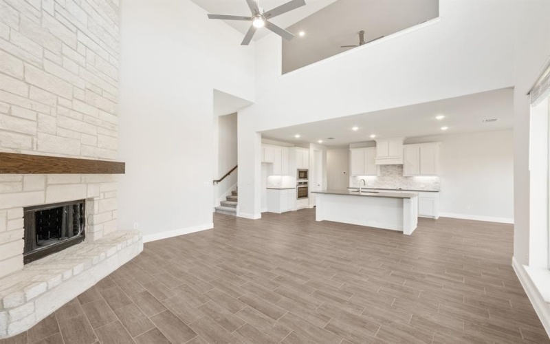 329 Sparkling Springs Drive, Waxahachie, TX 75165, 5 Habitaciones Habitaciones , ,5 BañosBaños,Residential,En Venta,329 Sparkling Springs Drive,20815994