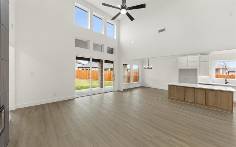 13713 Benimodo Drive, Little Elm, TX 75068, 5 Habitaciones Habitaciones , ,3 BañosBaños,Residential,En Venta,13713 Benimodo Drive,20812242