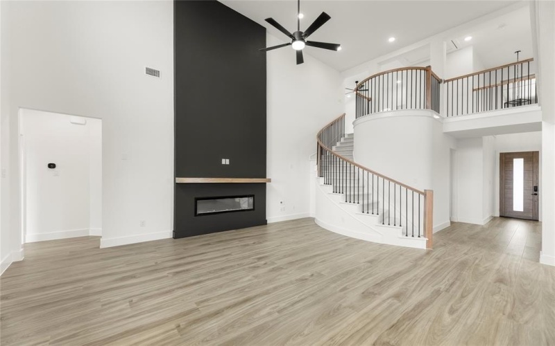 13736 Riola Drive, Little Elm, TX 75068, 5 Bedrooms Bedrooms, ,6 BathroomsBathrooms,Residential,For Sale,13736 Riola Drive,20812280