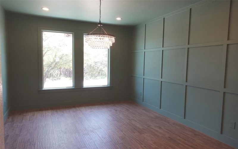 2510 Lakeridge Drive, Granbury, TX 76048, 3 Bedrooms Bedrooms, ,2 BathroomsBathrooms,Residential,For Sale,2510 Lakeridge Drive,20816158