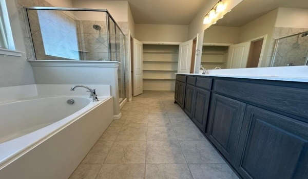 2469 Blackjack Oak Road, Oak Ridge, TX 75161, 3 Habitaciones Habitaciones , ,2 BañosBaños,Residential,En Venta,2469 Blackjack Oak Road,20812350