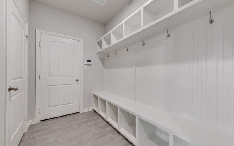 2469 Blackjack Oak Road, Oak Ridge, TX 75161, 3 Bedrooms Bedrooms, ,2 BathroomsBathrooms,Residential,For Sale,2469 Blackjack Oak Road,20812350