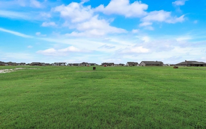 2469 Blackjack Oak Road, Oak Ridge, TX 75161, 3 Bedrooms Bedrooms, ,2 BathroomsBathrooms,Residential,For Sale,2469 Blackjack Oak Road,20812350