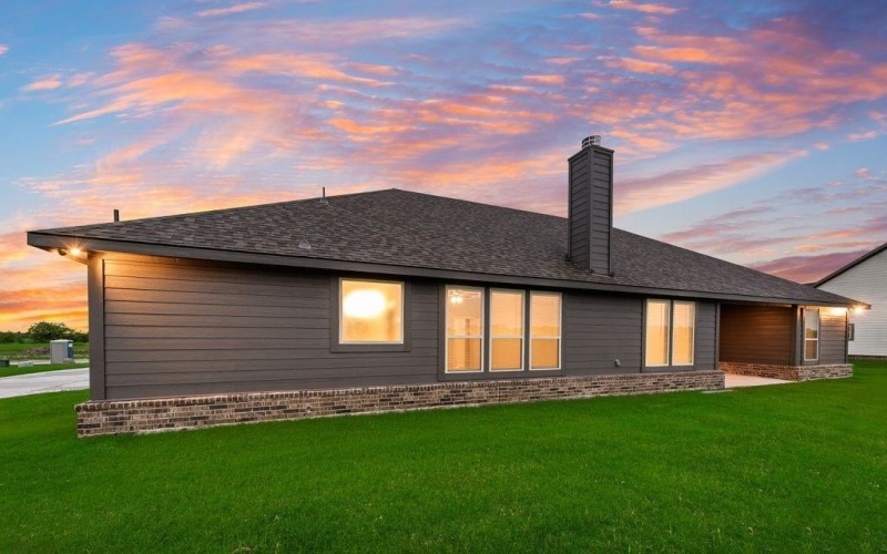 2469 Blackjack Oak Road, Oak Ridge, TX 75161, 3 Bedrooms Bedrooms, ,2 BathroomsBathrooms,Residential,For Sale,2469 Blackjack Oak Road,20812350