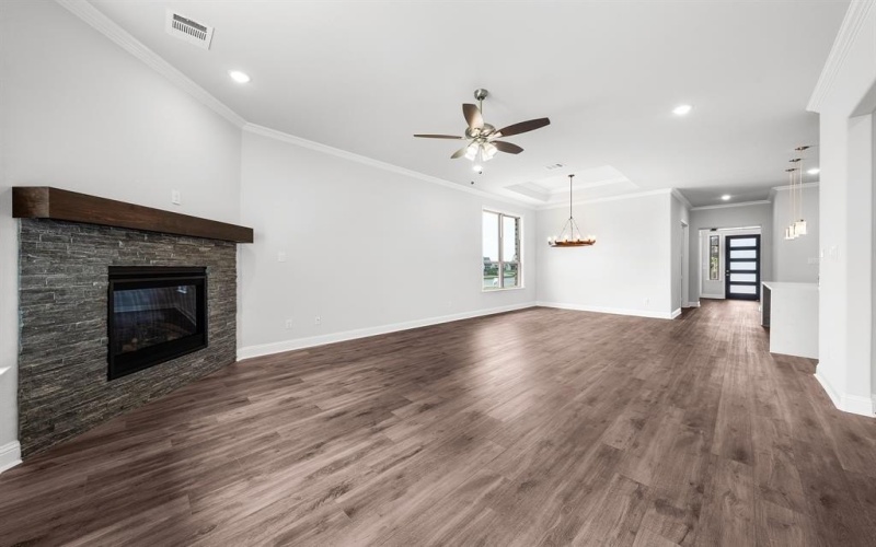 304 Big Antler Court, Heath, TX 75032, 3 Bedrooms Bedrooms, ,2 BathroomsBathrooms,Residential,For Sale,304 Big Antler Court,20812371