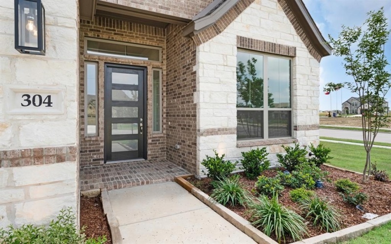 304 Big Antler Court, Heath, TX 75032, 3 Bedrooms Bedrooms, ,2 BathroomsBathrooms,Residential,For Sale,304 Big Antler Court,20812371