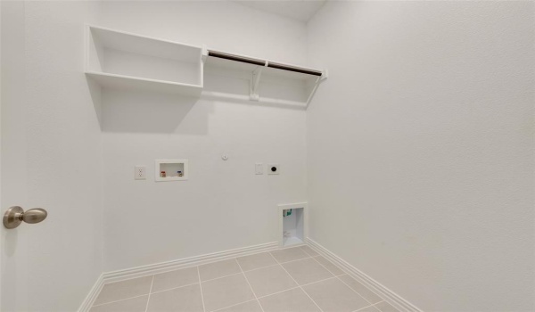 4140 Tarlton Road, Little Elm, TX 75068, 3 Bedrooms Bedrooms, ,2 BathroomsBathrooms,Residential,For Sale,4140 Tarlton Road,20816246
