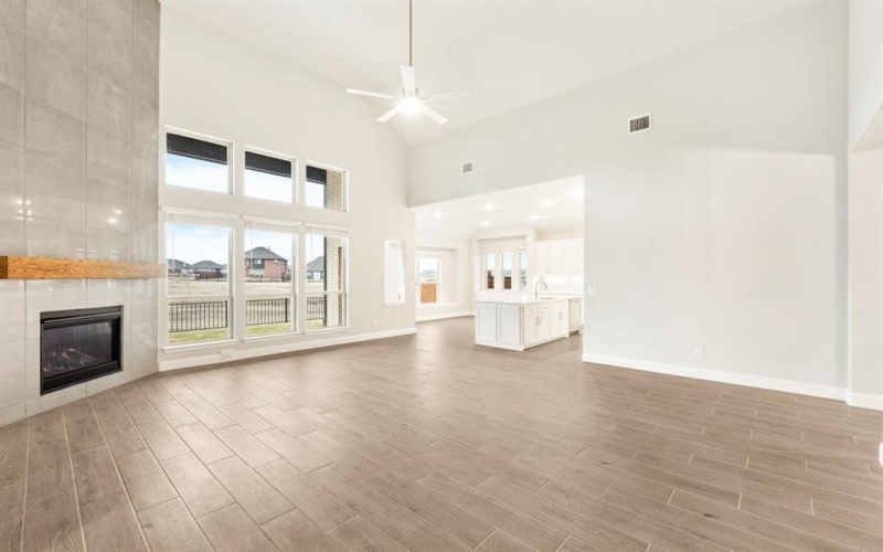 2156 Charming Forge Road, Forney, TX 75126, 4 Bedrooms Bedrooms, ,3 BathroomsBathrooms,Residential,For Sale,2156 Charming Forge Road,20812410