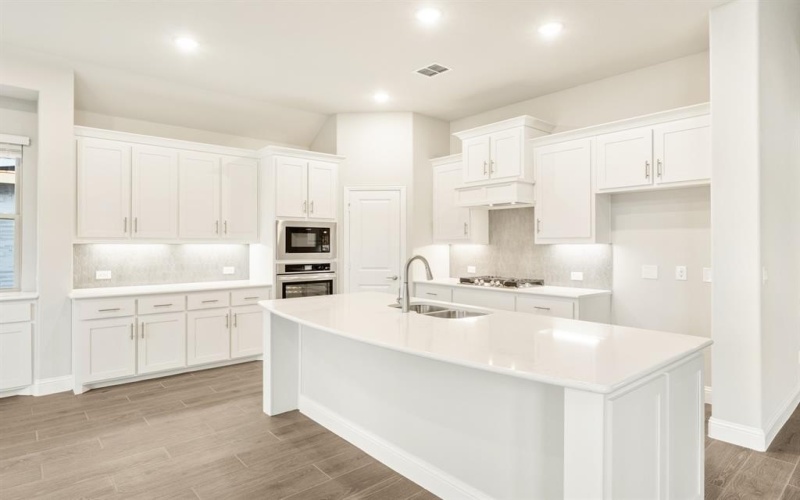 2156 Charming Forge Road, Forney, TX 75126, 4 Bedrooms Bedrooms, ,3 BathroomsBathrooms,Residential,For Sale,2156 Charming Forge Road,20812410