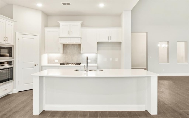 2156 Charming Forge Road, Forney, TX 75126, 4 Bedrooms Bedrooms, ,3 BathroomsBathrooms,Residential,For Sale,2156 Charming Forge Road,20812410