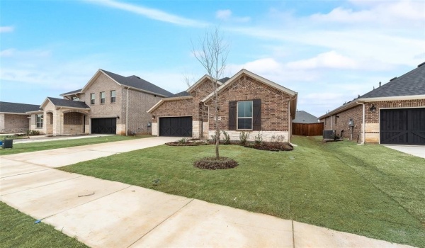 4108 Tarlton Road, Little Elm, TX 75068, 3 Bedrooms Bedrooms, ,2 BathroomsBathrooms,Residential,For Sale,4108 Tarlton Road,20816250