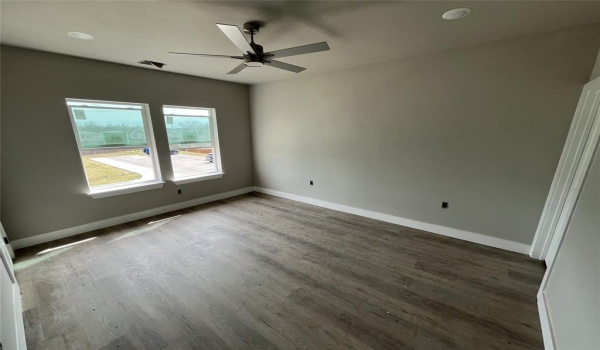 422 S Lillian Street, Stephenville, TX 76401, 4 Bedrooms Bedrooms, ,5 BathroomsBathrooms,Residential Lease,For Rent,422 S Lillian Street,20816296