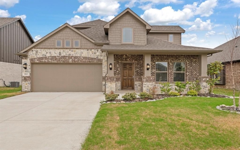 1913 Nightfall Drive, Venus, TX 76084, 5 Bedrooms Bedrooms, ,3 BathroomsBathrooms,Residential,For Sale,1913 Nightfall Drive,20816335