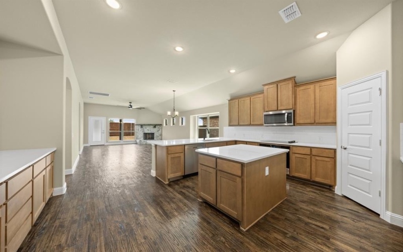1913 Nightfall Drive, Venus, TX 76084, 5 Bedrooms Bedrooms, ,3 BathroomsBathrooms,Residential,For Sale,1913 Nightfall Drive,20816335