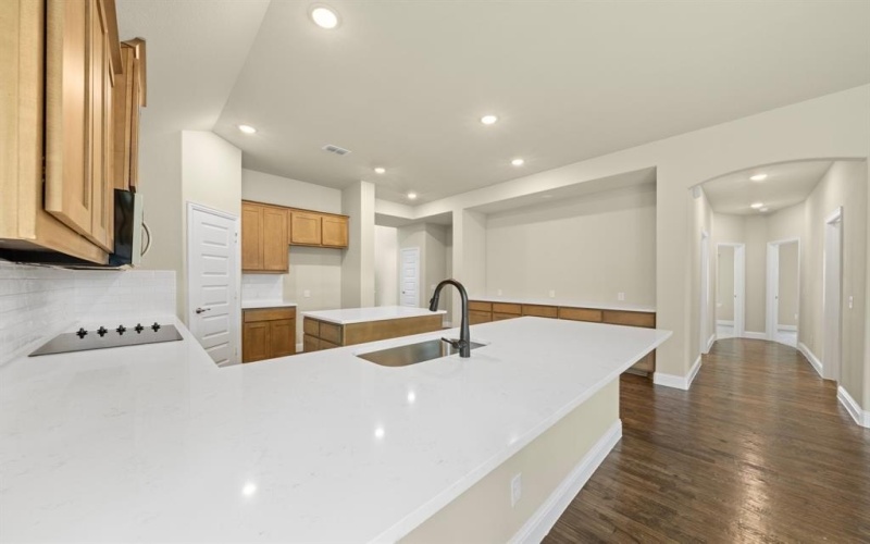 1913 Nightfall Drive, Venus, TX 76084, 5 Bedrooms Bedrooms, ,3 BathroomsBathrooms,Residential,For Sale,1913 Nightfall Drive,20816335