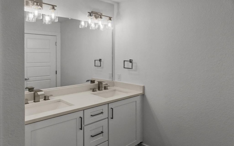 4 Units Thorncrown Lane, Fort Worth, TX 76179, ,Residential Multi Family,For Sale,4 Units Thorncrown Lane,20816383