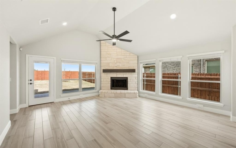 489 Red Maple Road, Waxahachie, TX 75165, 4 Bedrooms Bedrooms, ,3 BathroomsBathrooms,Residential,For Sale,489 Red Maple Road,20816516