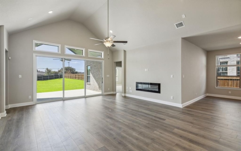 679 Cherry Bark Trail, Waxahachie, TX 75165, 4 Bedrooms Bedrooms, ,3 BathroomsBathrooms,Residential,For Sale,679 Cherry Bark Trail,20812953