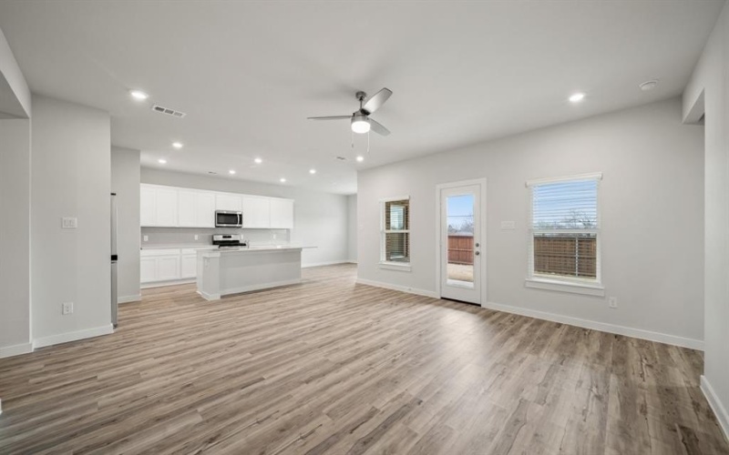 765 Vineyard Way, Forney, TX 75126, 4 Bedrooms Bedrooms, ,3 BathroomsBathrooms,Residential,For Sale,765 Vineyard Way,20809528