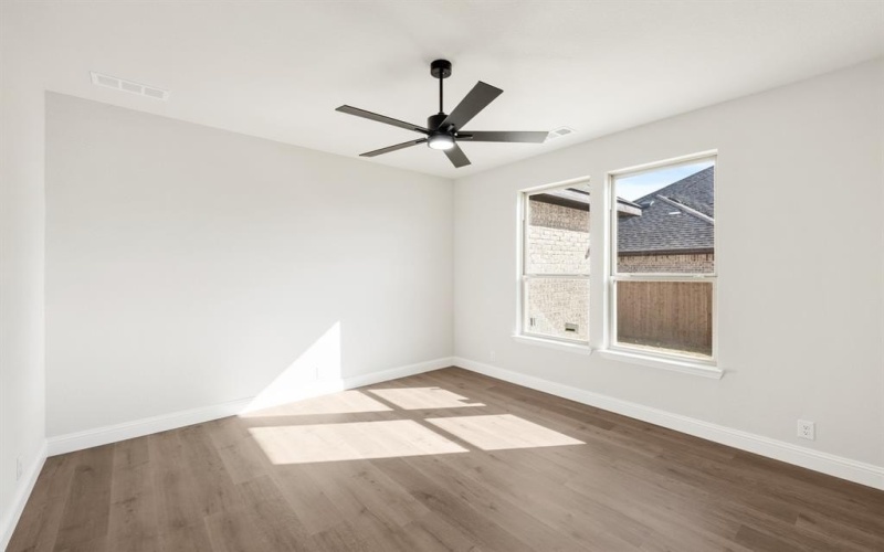 136 Fireberry Drive, Glenn Heights, TX 75154, 5 Habitaciones Habitaciones , ,5 BañosBaños,Residential,En Venta,136 Fireberry Drive,20813256