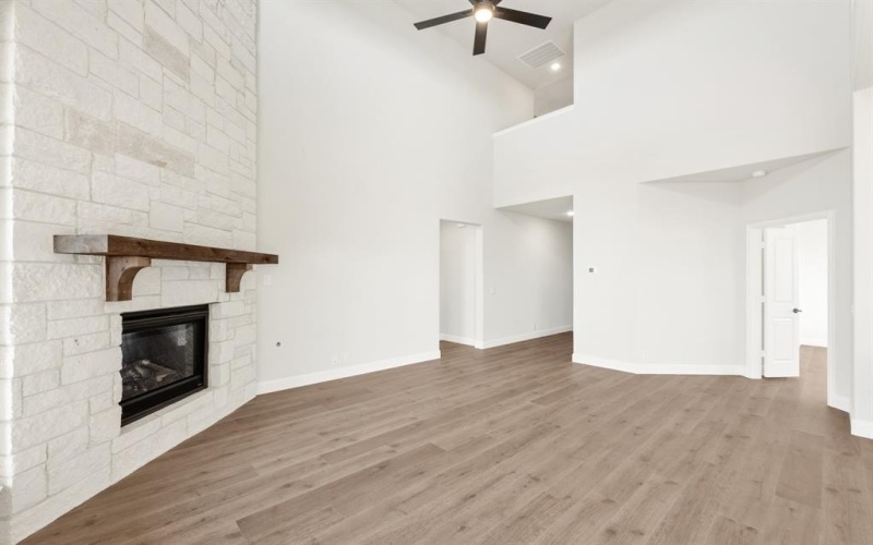 136 Fireberry Drive, Glenn Heights, TX 75154, 5 Habitaciones Habitaciones , ,5 BañosBaños,Residential,En Venta,136 Fireberry Drive,20813256