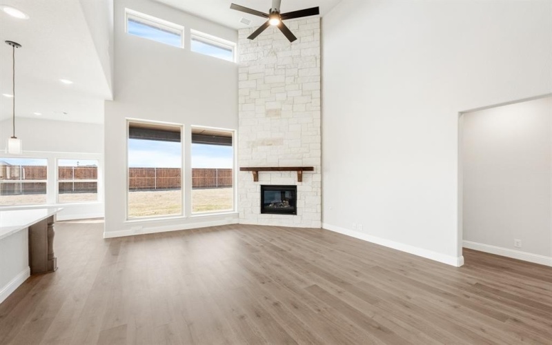 136 Fireberry Drive, Glenn Heights, TX 75154, 5 Habitaciones Habitaciones , ,5 BañosBaños,Residential,En Venta,136 Fireberry Drive,20813256