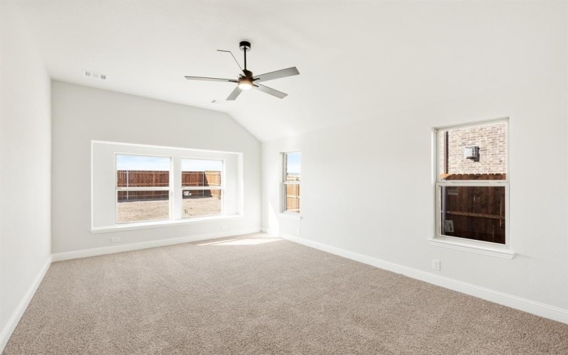 136 Fireberry Drive, Glenn Heights, TX 75154, 5 Habitaciones Habitaciones , ,5 BañosBaños,Residential,En Venta,136 Fireberry Drive,20813256