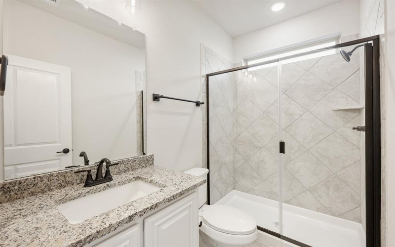 136 Fireberry Drive, Glenn Heights, TX 75154, 5 Habitaciones Habitaciones , ,5 BañosBaños,Residential,En Venta,136 Fireberry Drive,20813256