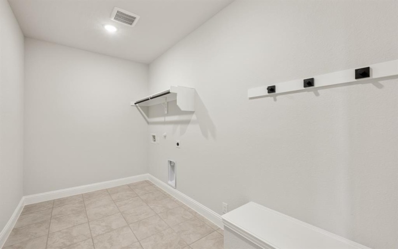 136 Fireberry Drive, Glenn Heights, TX 75154, 5 Habitaciones Habitaciones , ,5 BañosBaños,Residential,En Venta,136 Fireberry Drive,20813256