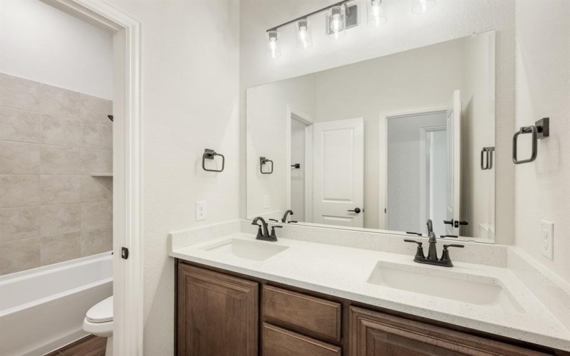 144 Fireberry Drive, Glenn Heights, TX 75154, 4 Bedrooms Bedrooms, ,2 BathroomsBathrooms,Residential,For Sale,144 Fireberry Drive,20813294