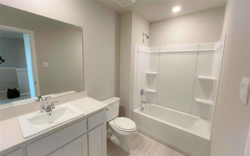 3113 STRAWBERRY FARM Lane, Fort Worth, TX 76140, 3 Bedrooms Bedrooms, ,2 BathroomsBathrooms,Residential,For Sale,3113 STRAWBERRY FARM Lane,20809851