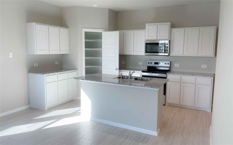 3113 STRAWBERRY FARM Lane, Fort Worth, TX 76140, 3 Bedrooms Bedrooms, ,2 BathroomsBathrooms,Residential,For Sale,3113 STRAWBERRY FARM Lane,20809851