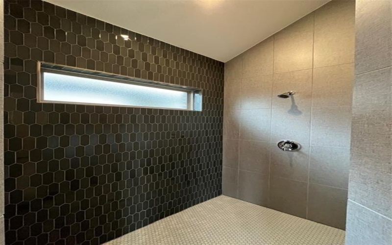 5529 Mountain Island Drive, Fort Worth, TX 76179, 3 Bedrooms Bedrooms, ,2 BathroomsBathrooms,Residential,For Sale,5529 Mountain Island Drive,20810051