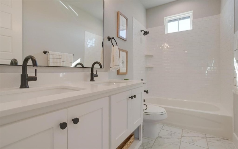 1350 Carroll Moran Trail, Midlothian, TX 76065, 4 Habitaciones Habitaciones , ,3 BañosBaños,Residential,En Venta,1350 Carroll Moran Trail,20813553
