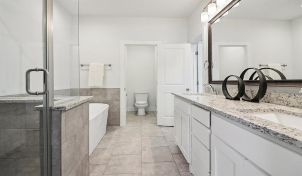 104 Samuel Street, Lewisville, TX 75057, 3 Bedrooms Bedrooms, ,3 BathroomsBathrooms,Residential,For Sale,104 Samuel Street,20810114