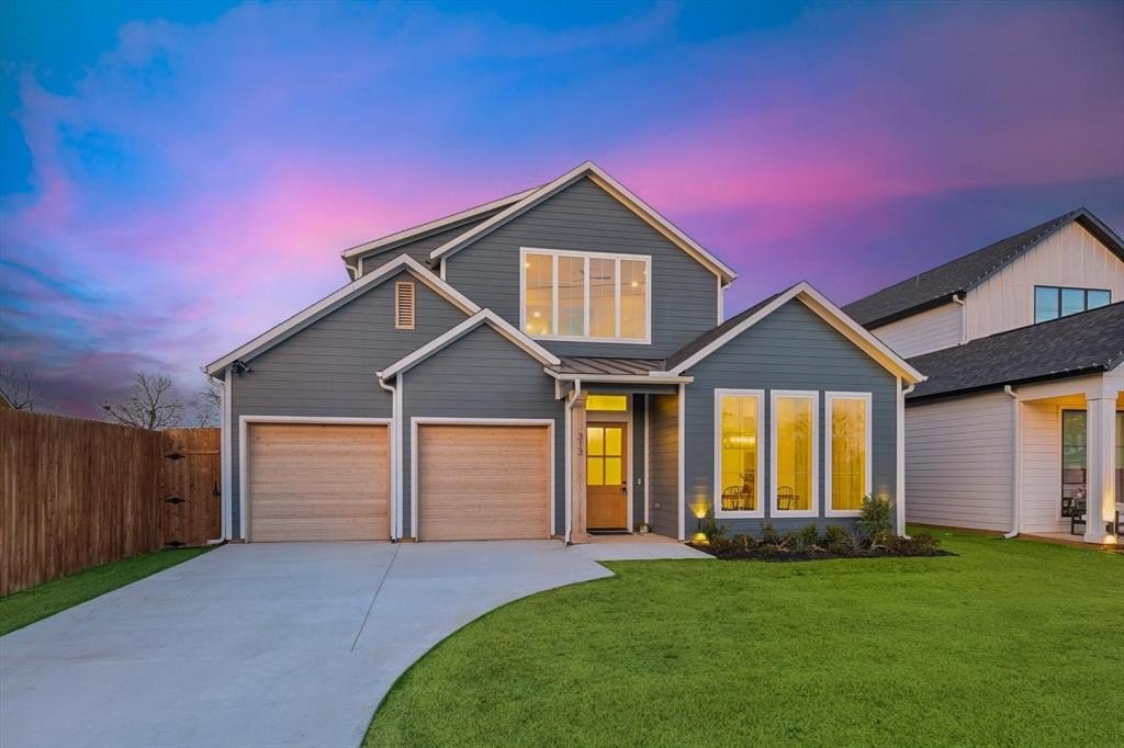 313 Rusk Street, Roanoke, TX 76262, 4 Bedrooms Bedrooms, ,3 BathroomsBathrooms,Residential,For Sale,313 Rusk Street,20813921