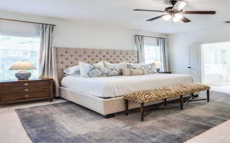 8956 Armstrong Court, Benbrook, TX 76126, 4 Habitaciones Habitaciones , ,3 BañosBaños,Residential,En Venta,8956 Armstrong Court,20810409