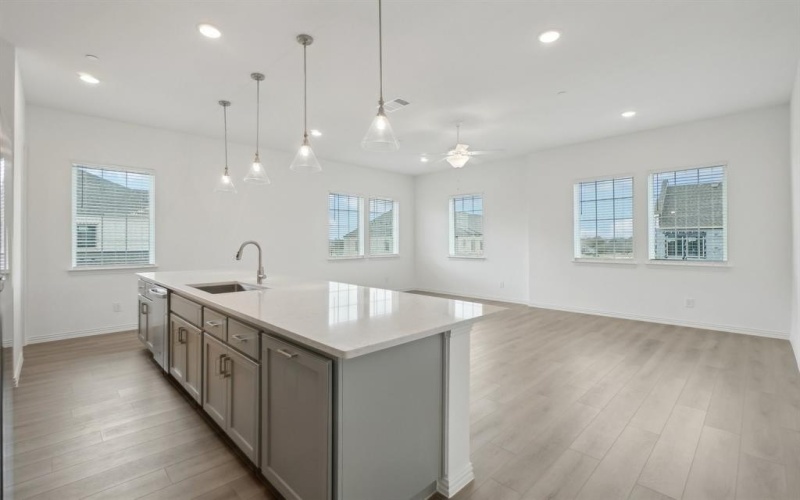 2402 Bulin Drive, Mansfield, TX 76063, 3 Habitaciones Habitaciones , ,2 BañosBaños,Residential,En Venta,2402 Bulin Drive,20810617