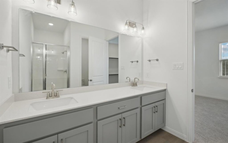 2402 Bulin Drive, Mansfield, TX 76063, 3 Habitaciones Habitaciones , ,2 BañosBaños,Residential,En Venta,2402 Bulin Drive,20810617