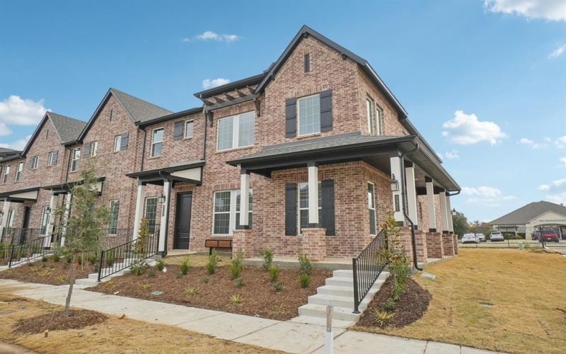 2402 Bulin Drive, Mansfield, TX 76063, 3 Habitaciones Habitaciones , ,2 BañosBaños,Residential,En Venta,2402 Bulin Drive,20810617