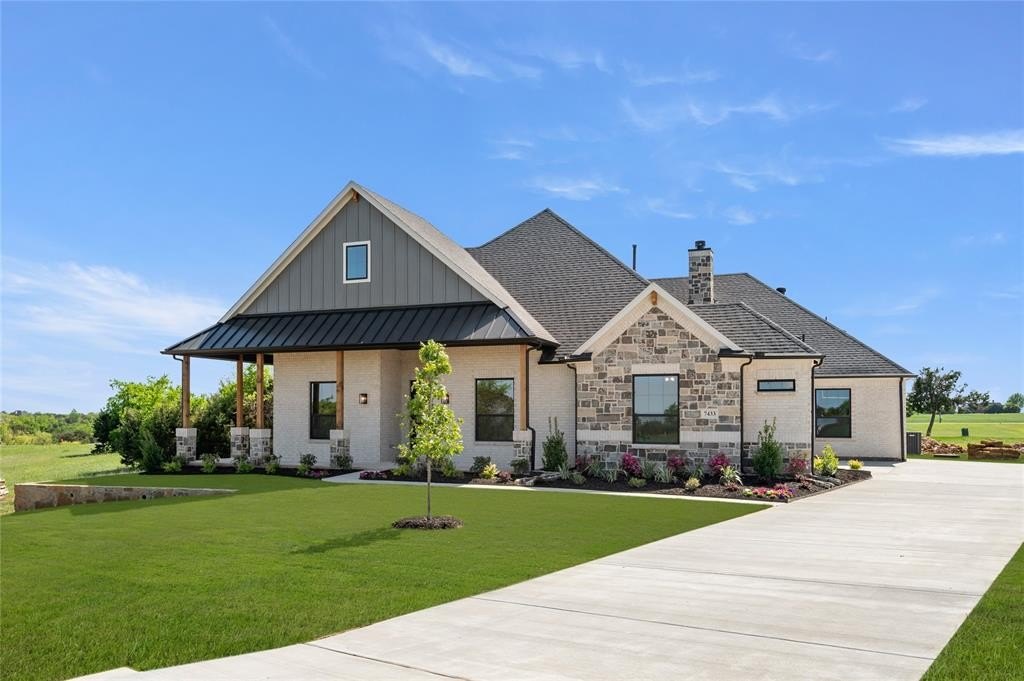 7433 S Aberdeen Drive, Cleburne, TX 76033, 3 Bedrooms Bedrooms, ,3 BathroomsBathrooms,Residential,For Sale,7433 S Aberdeen Drive,20814452