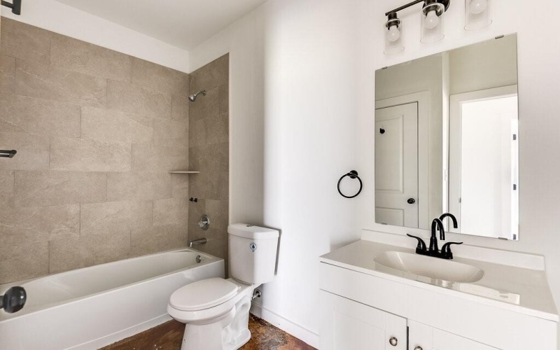1020 Burnett Boulevard #A and B, Alvarado, TX 76009, 6 Bedrooms Bedrooms, ,5 BathroomsBathrooms,Residential Multi Family,For Sale,1020 Burnett Boulevard,20810823