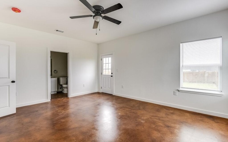 1020 Burnett Boulevard #A and B, Alvarado, TX 76009, 6 Bedrooms Bedrooms, ,5 BathroomsBathrooms,Residential Multi Family,For Sale,1020 Burnett Boulevard,20810823