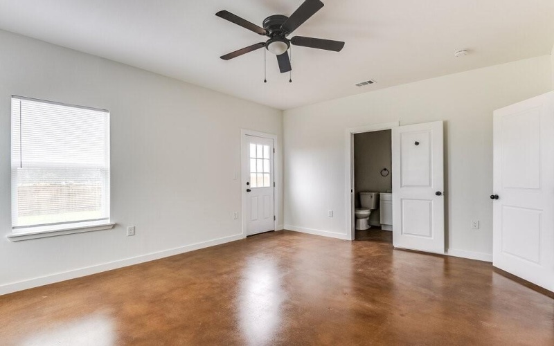 1020 Burnett Boulevard #A and B, Alvarado, TX 76009, 6 Bedrooms Bedrooms, ,5 BathroomsBathrooms,Residential Multi Family,For Sale,1020 Burnett Boulevard,20810823