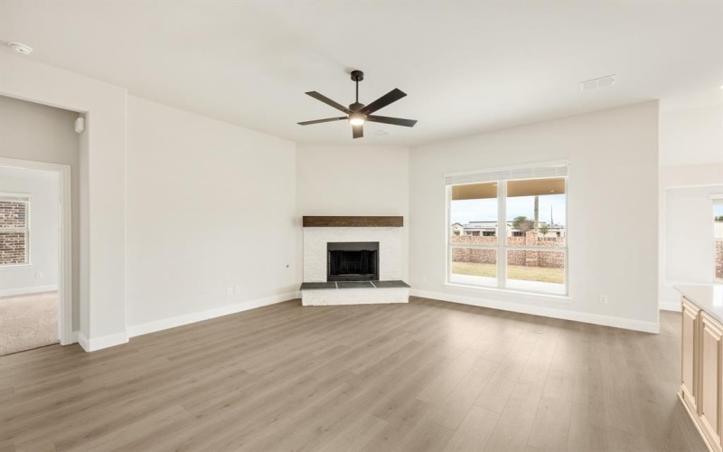 1080 Raptor Road, Alvarado, TX 76009, 3 Bedrooms Bedrooms, ,2 BathroomsBathrooms,Residential,For Sale,1080 Raptor Road,20810827