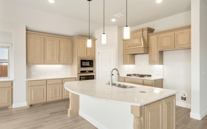 1080 Raptor Road, Alvarado, TX 76009, 3 Bedrooms Bedrooms, ,2 BathroomsBathrooms,Residential,For Sale,1080 Raptor Road,20810827